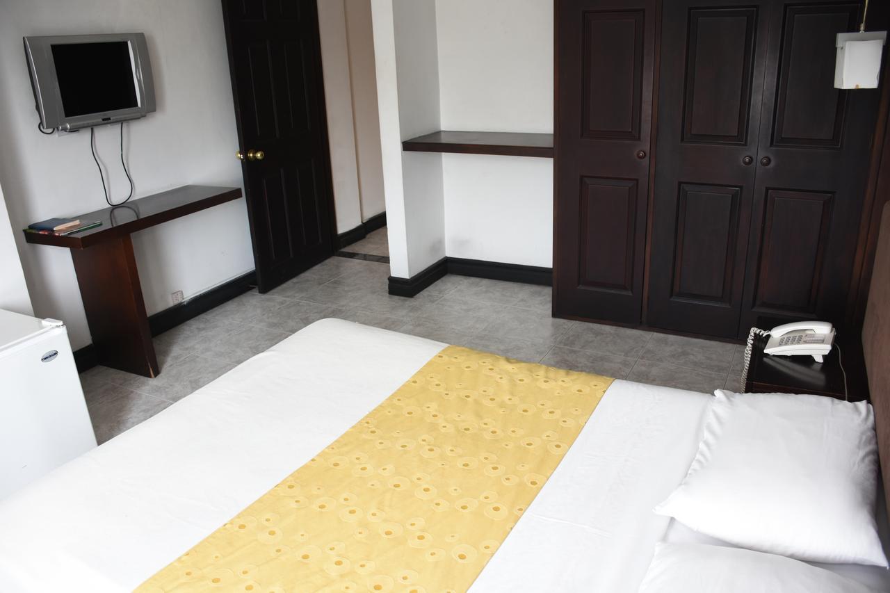 Hotel Palma Viva Armenia  Exterior photo